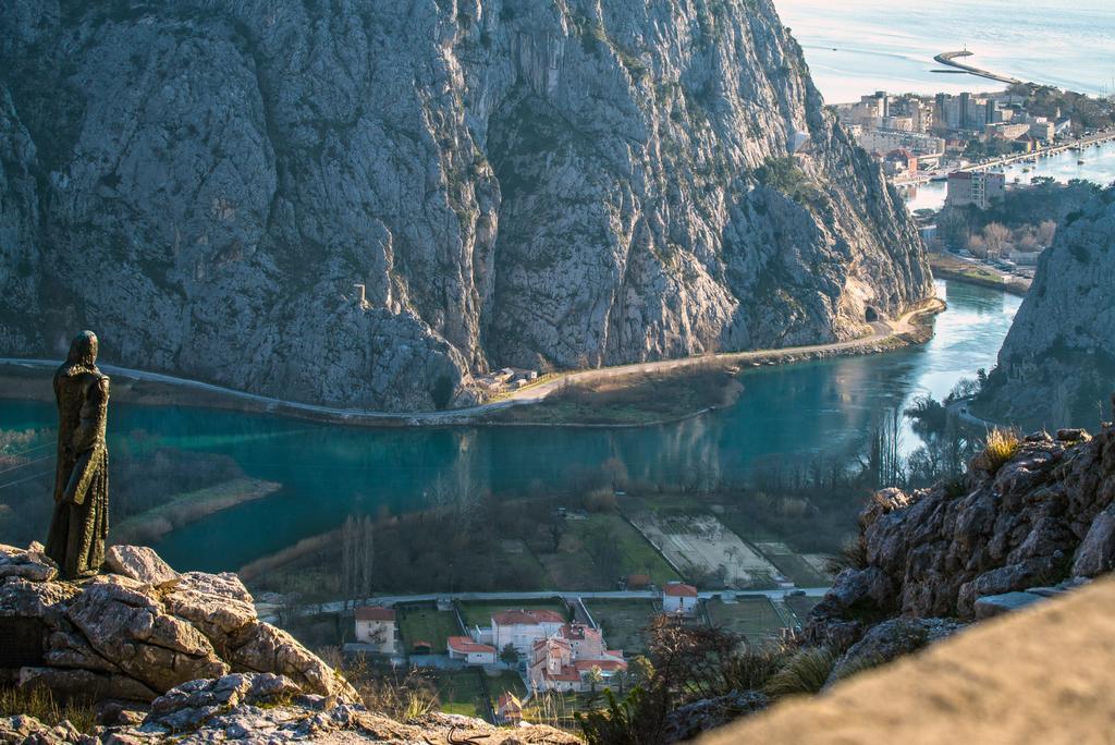 Apartments Anna Omis Luaran gambar