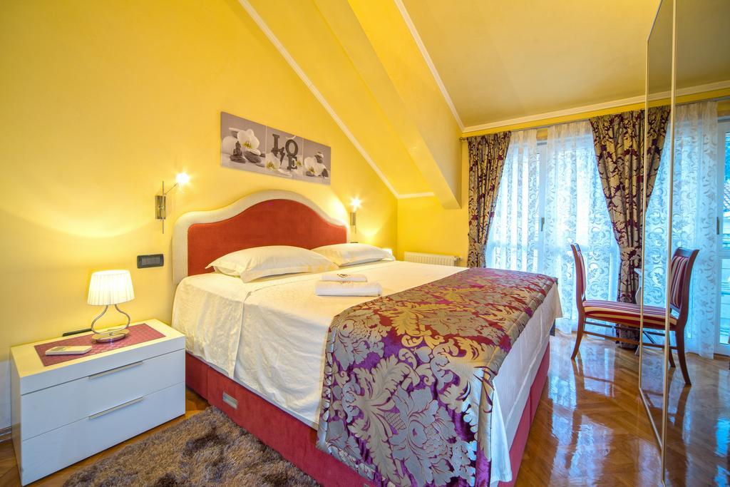 Apartments Anna Omis Bilik gambar